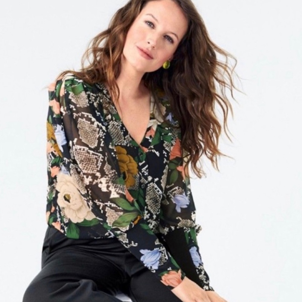 CAbi Snake Charmer Blouse Style #3762 Floral Print